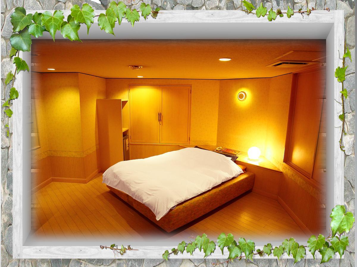 Kyoto Hotel Crown (Adults Only) מראה חיצוני תמונה