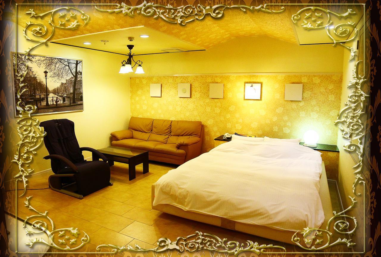 Kyoto Hotel Crown (Adults Only) מראה חיצוני תמונה
