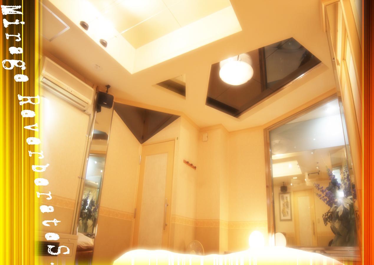 Kyoto Hotel Crown (Adults Only) מראה חיצוני תמונה