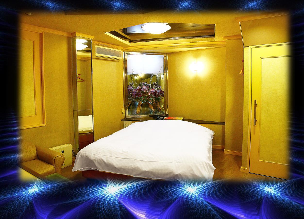 Kyoto Hotel Crown (Adults Only) מראה חיצוני תמונה